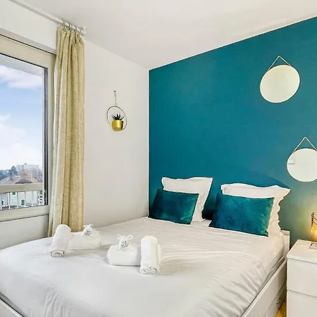 Guest house La Coloc Mugi: Upscale Shared Living With Private And Balcony